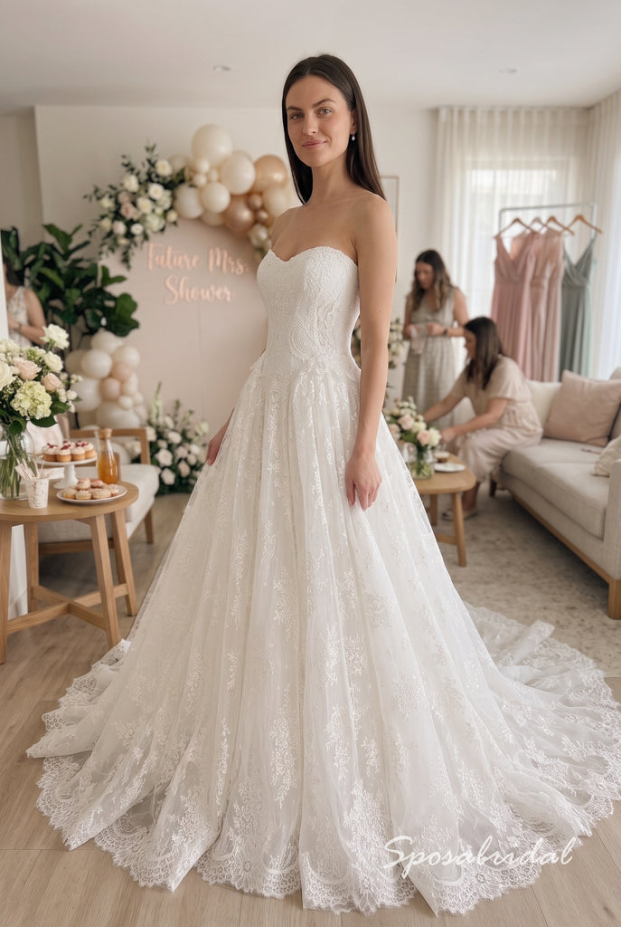 Ivory Lace Strapless Sweetheart A-Line Wedding Dress With Scalloped Lace Train,WD3136