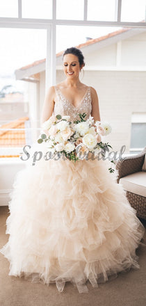 Gorgeous Lace V-neck Ruffles Tulle Ball Gown Wedding Dresses WD0362