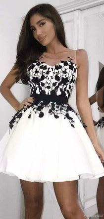 White And Black Floral Sweetheart A-line Short Mini Homecoing Dress, HD3078